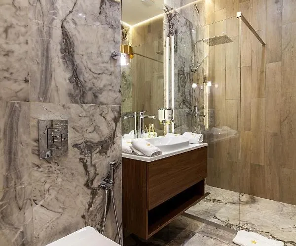 Royal On Fredra 4a 公寓