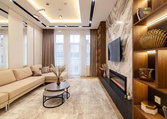 Apartment Royal On Fredra 4a