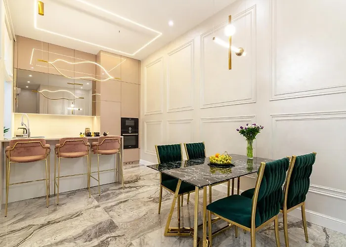 Royal On Fredra 4a Apartment Lviv