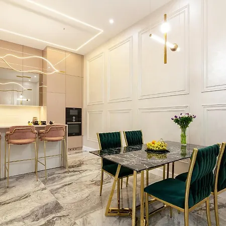 Royal On Fredra 4a Apartment Lemberg